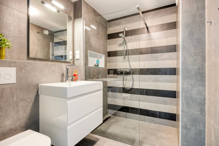 Photo 29 of Overlangelstraat 14