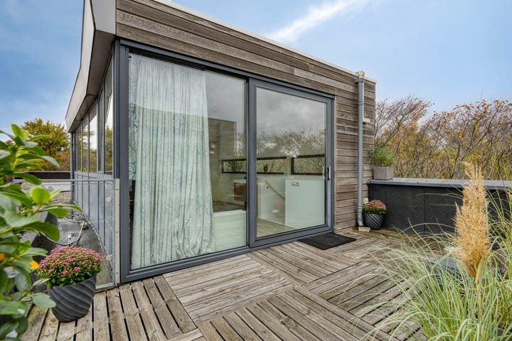 Photo 42 of Overlangelstraat 14