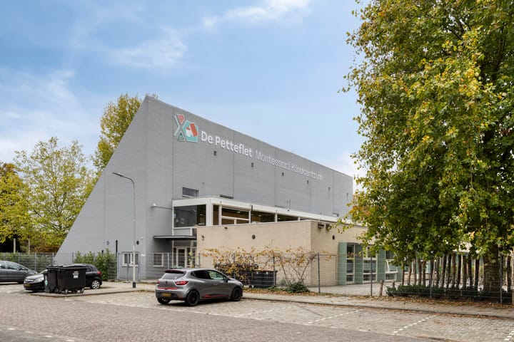 Photo 46 of Overlangelstraat 14