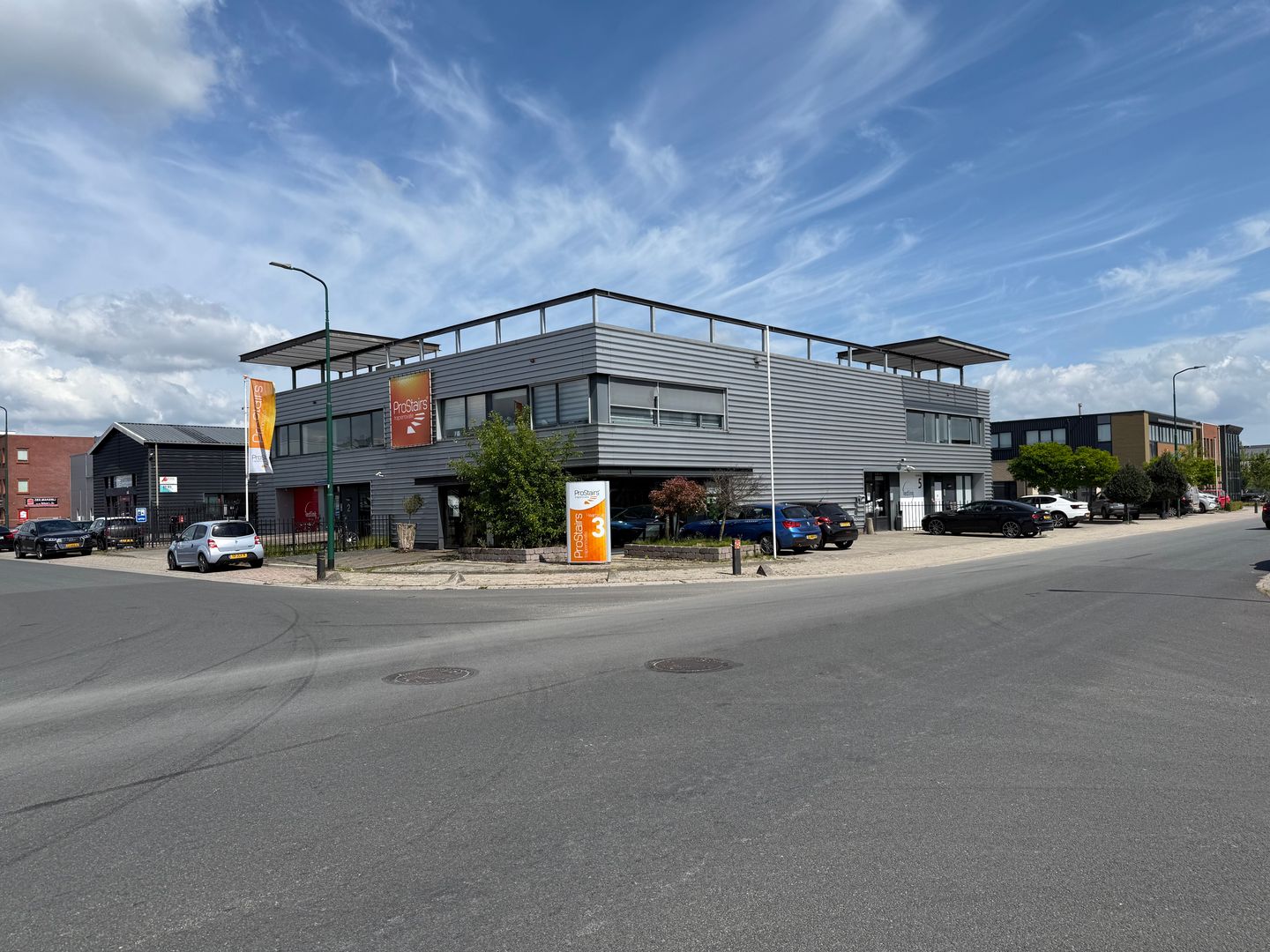 View photo 2 of Haarbrug 3