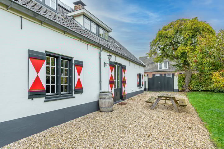 Photo 6 of Nieuw-Loosdrechtsedijk 175