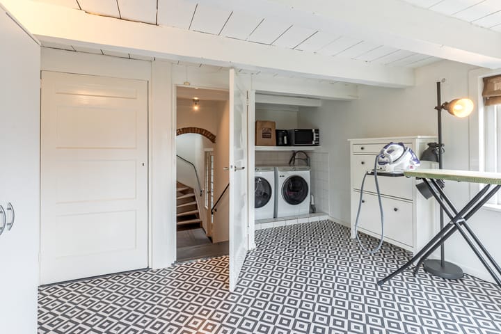 Photo 32 of Nieuw-Loosdrechtsedijk 175