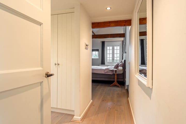 Photo 36 of Nieuw-Loosdrechtsedijk 175