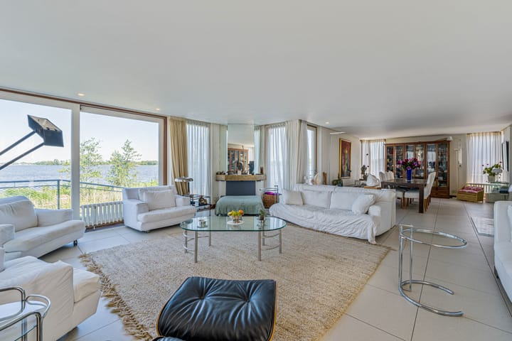 Photo 8 of Nieuw-Loosdrechtsedijk 236