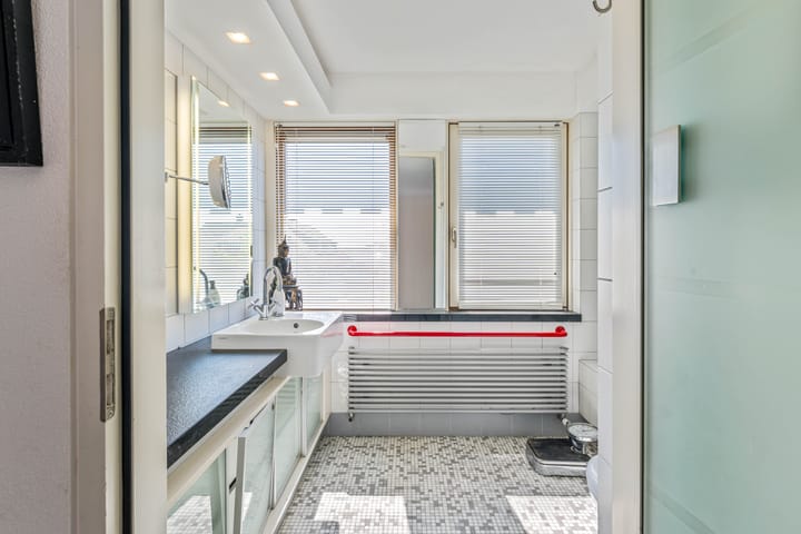 Photo 17 of Nieuw-Loosdrechtsedijk 236