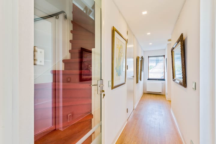 Photo 27 of Nieuw-Loosdrechtsedijk 236