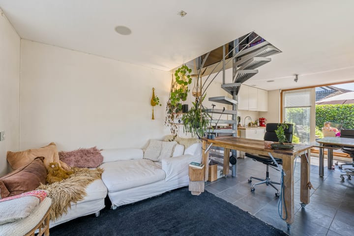 Photo 38 of Nieuw-Loosdrechtsedijk 236