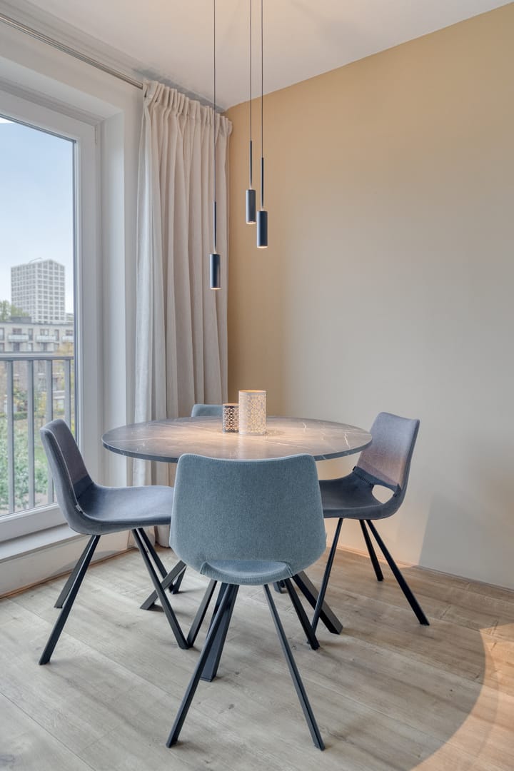 Photo 12 of Suze Robertsonstraat 71