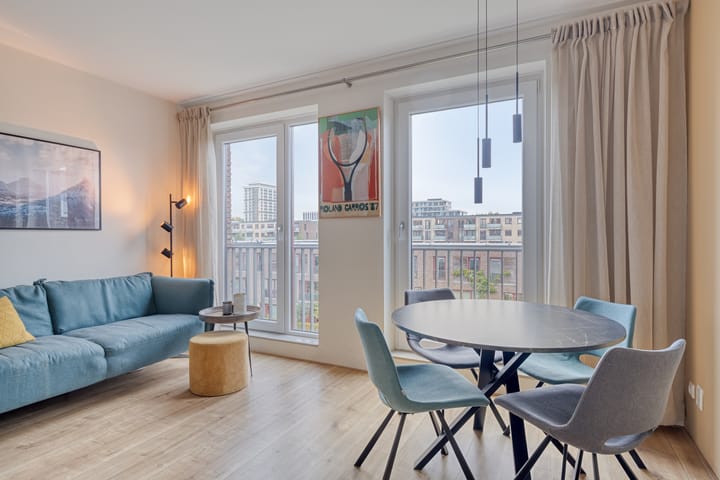 Photo 1 of Suze Robertsonstraat 71