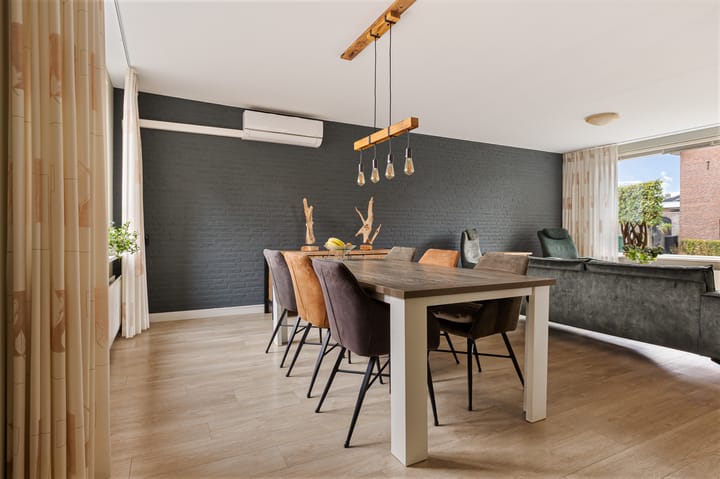 Foto 8 van Spinstraat 1