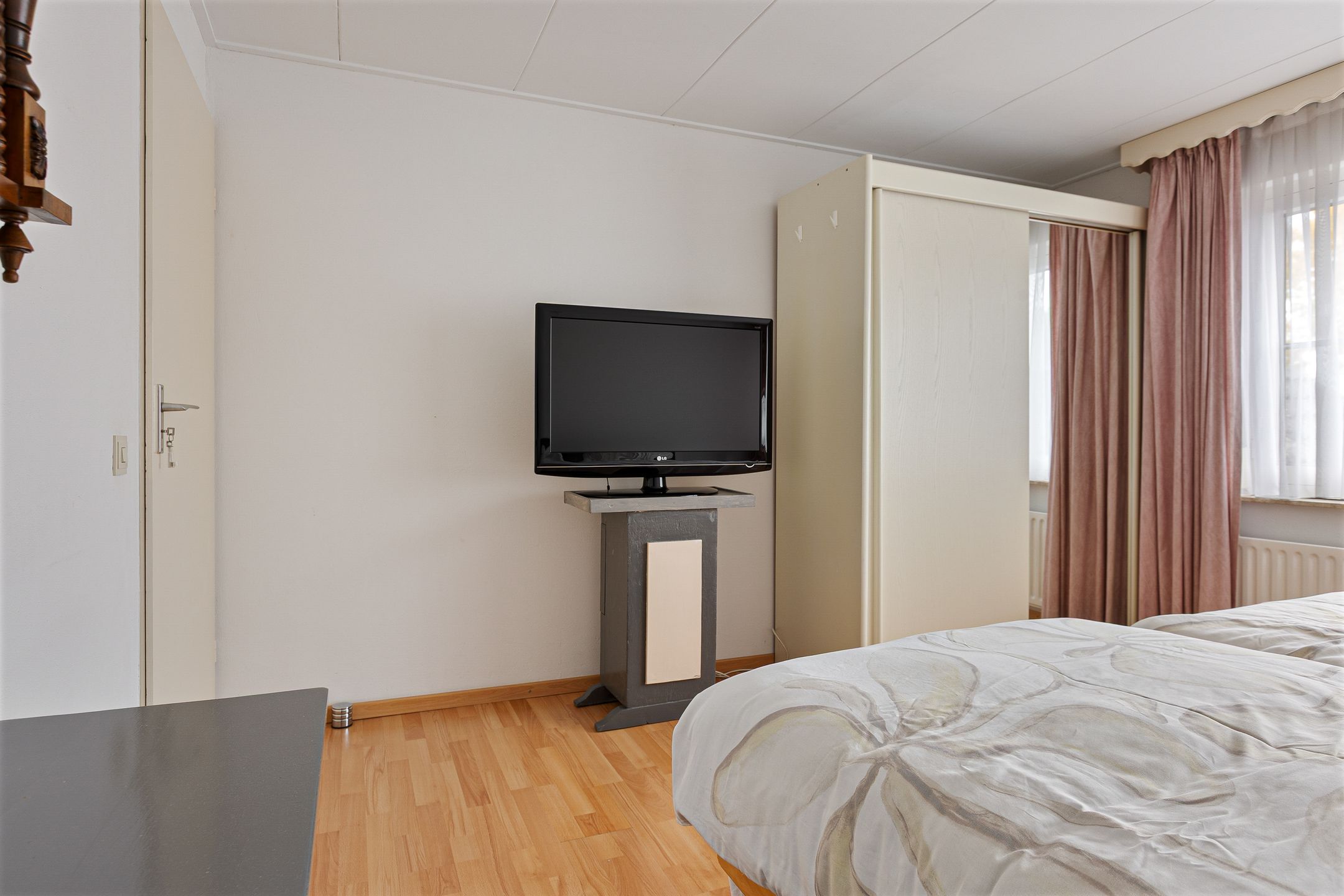 Foto 24 van Spinstraat 1