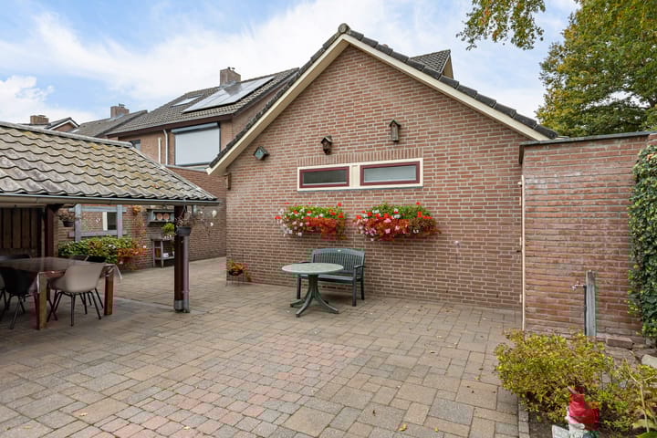 Foto 40 van Spinstraat 1