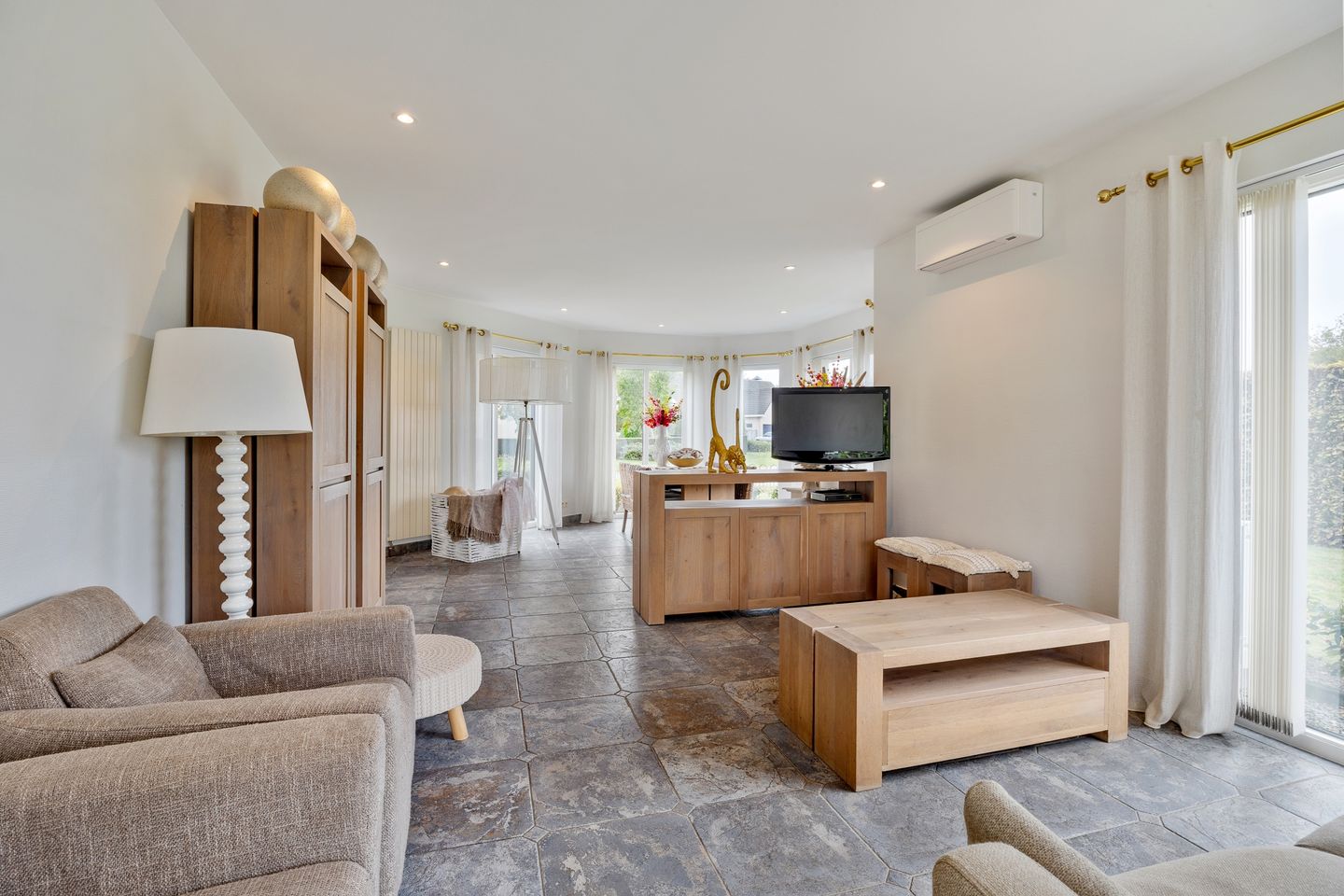 Photo 14 of Kastelein 4