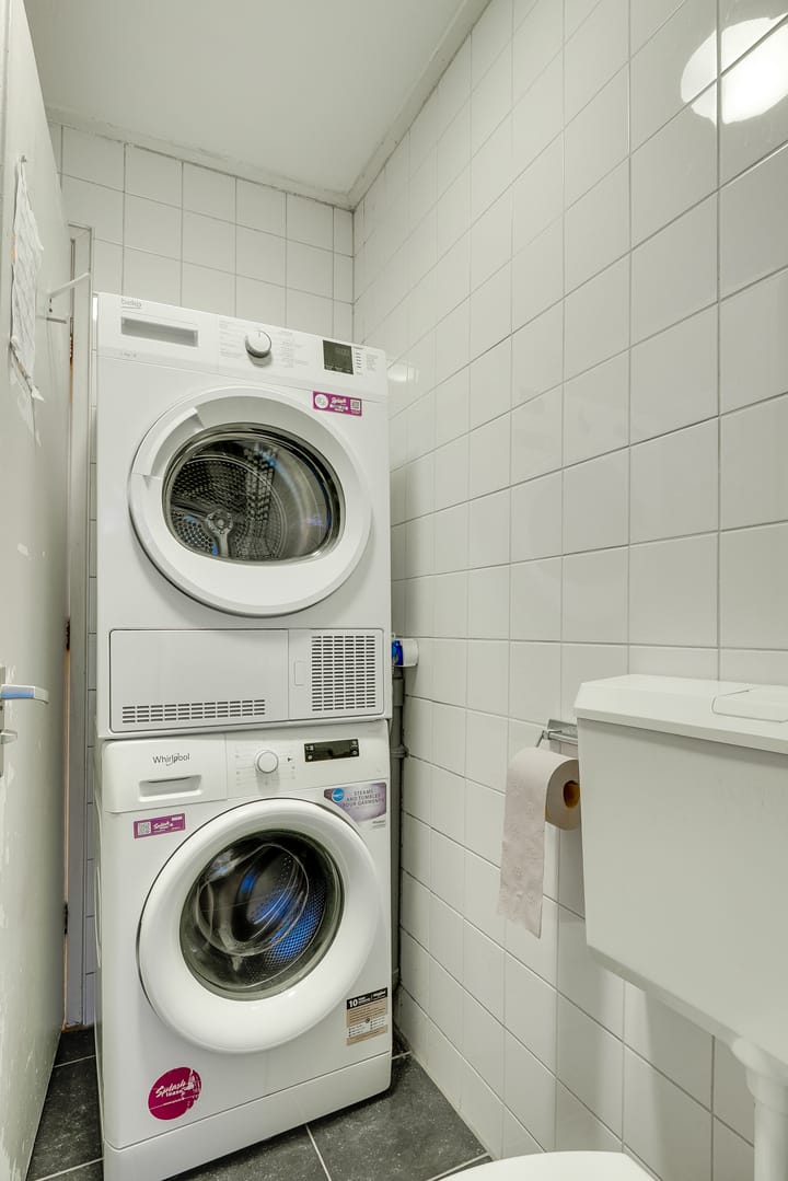 Photo 14 of Alexander Numankade 17