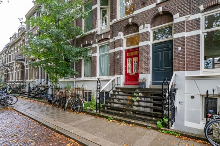 Photo 18 of Alexander Numankade 17