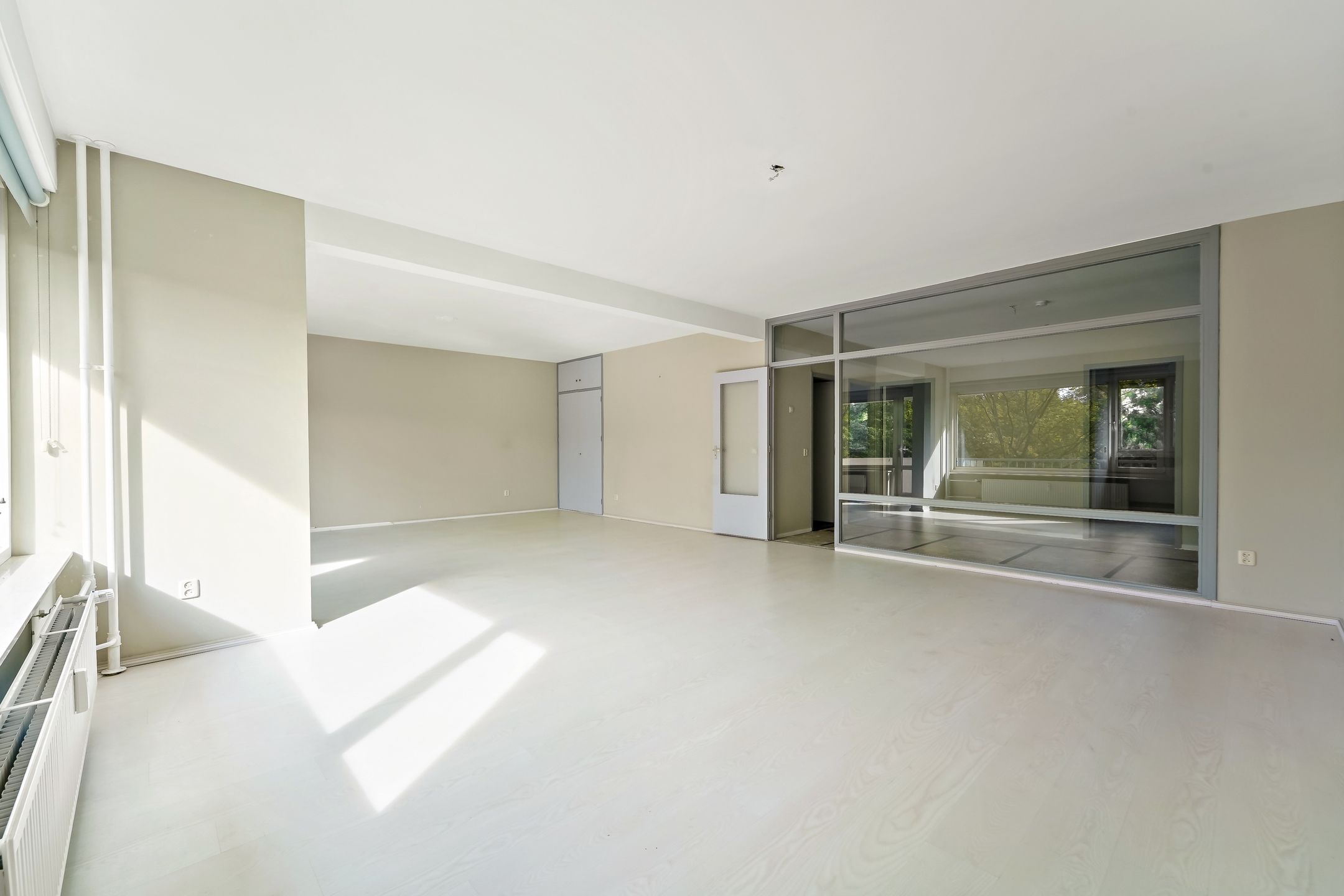 Photo 9 of Thomas Jeffersonlaan 359