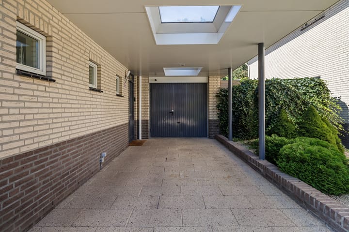 Photo 44 of Haagwinde 20