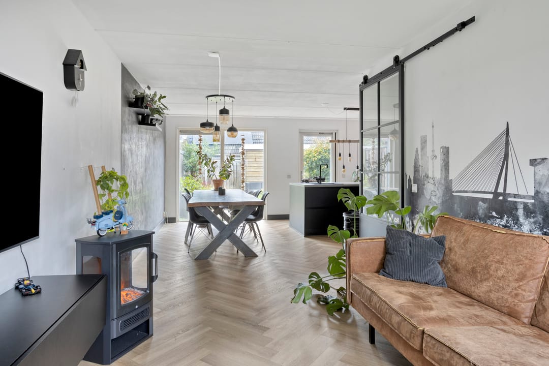 Photo 7 of Titaniumstraat 27