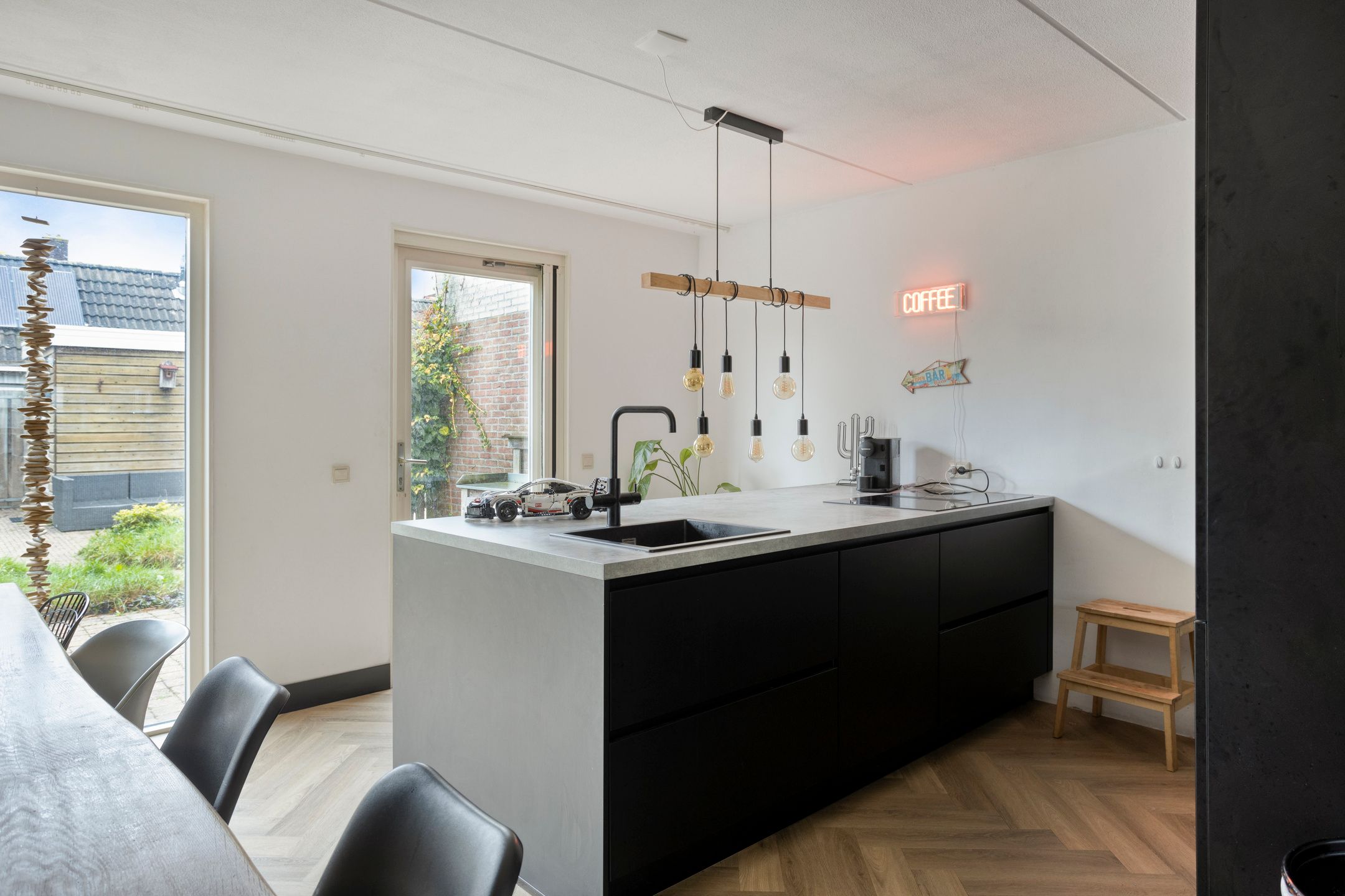 Photo 9 of Titaniumstraat 27