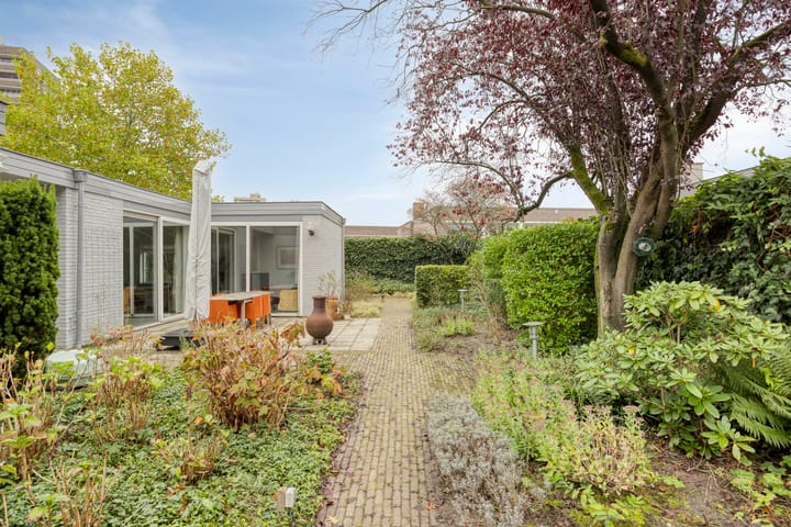 Foto 42 van Liviusstraat 11