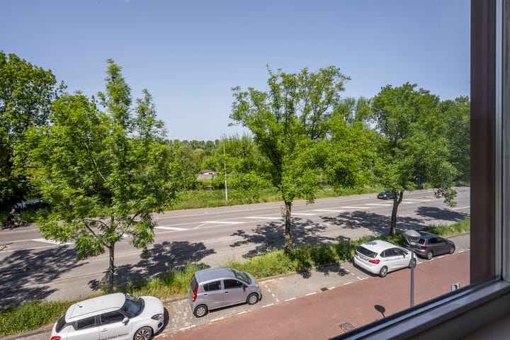 Photo 69 of Jan van der Horststraat 68