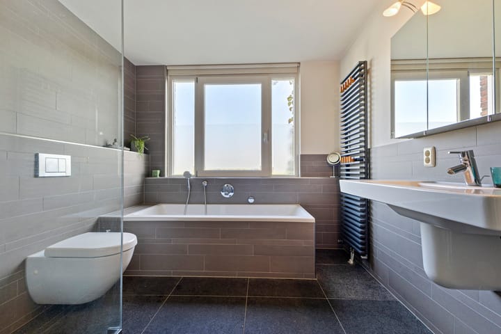 Foto 21 van Parcivalring 301