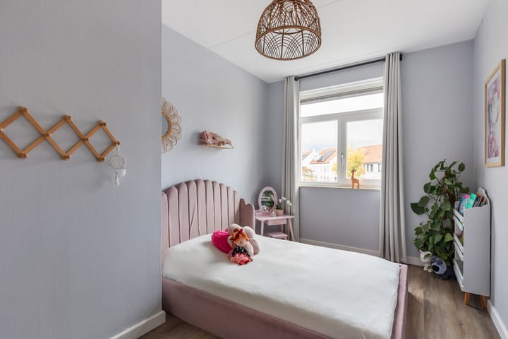 Foto 12 van Lover 64