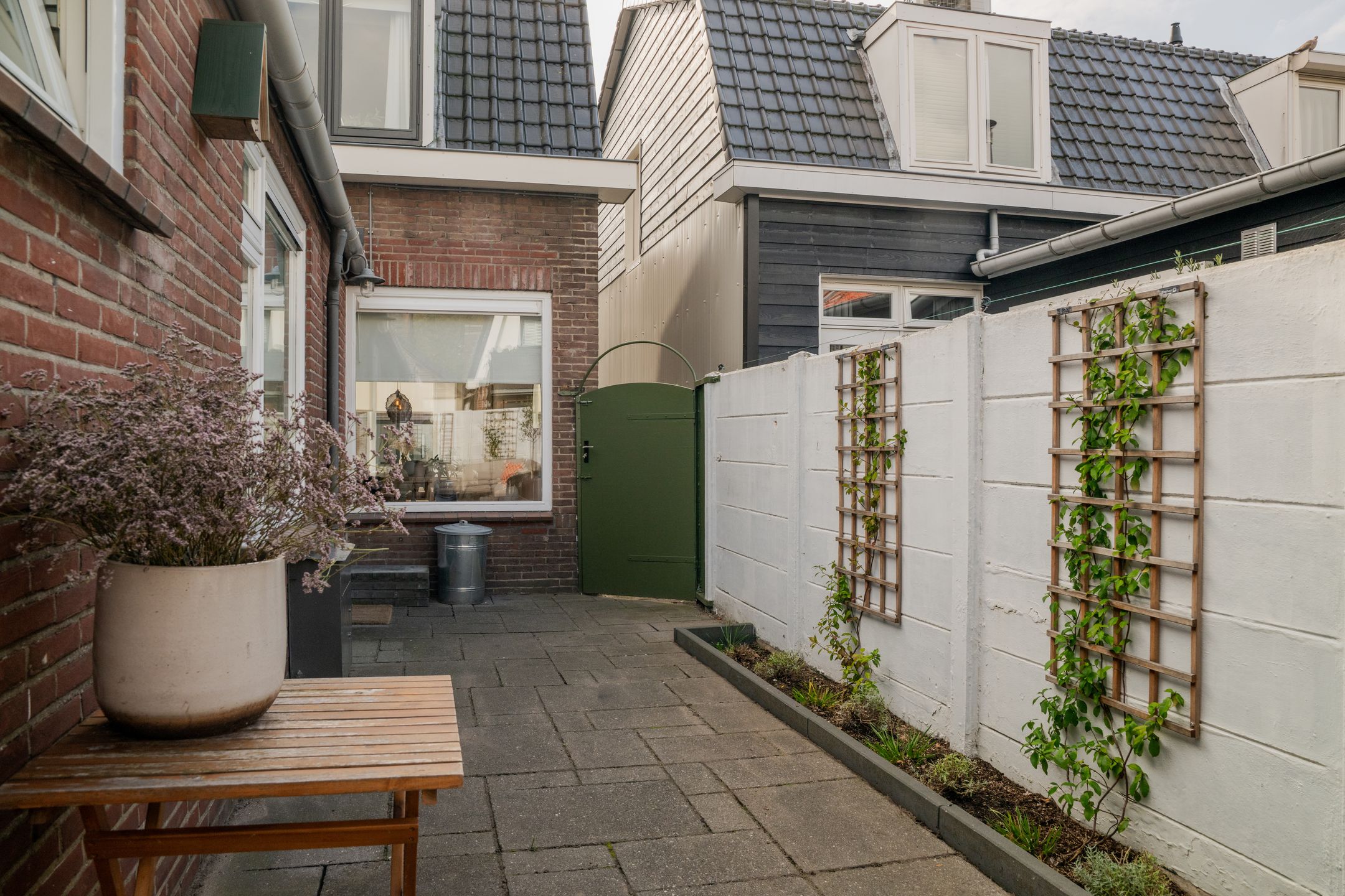 Foto 33 van Admiraal de Ruyterstraat 78