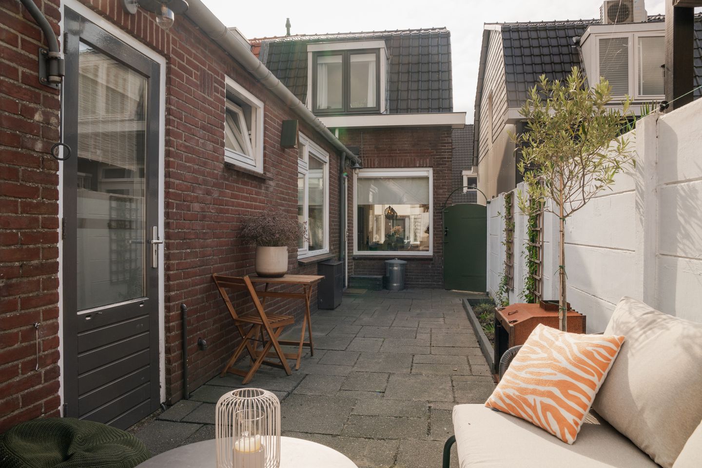 Foto 35 van Admiraal de Ruyterstraat 78