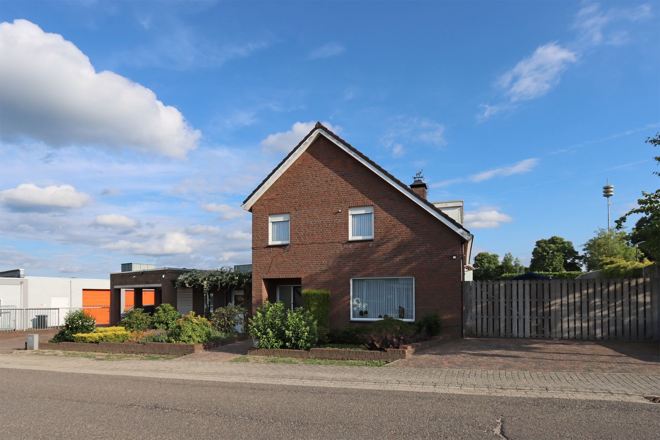 Foto 6 van Industrieweg 8