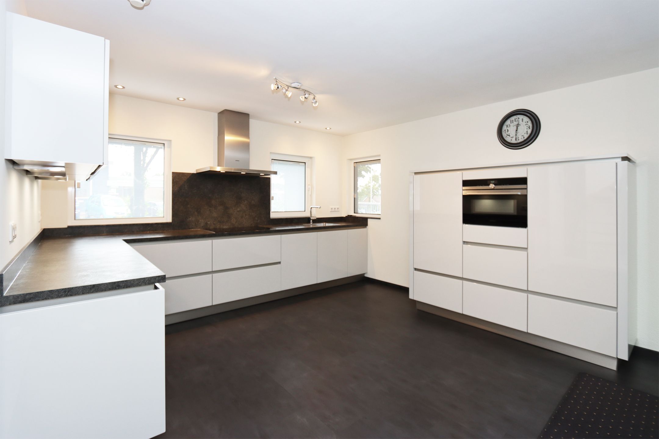 Foto 21 van Industrieweg 8