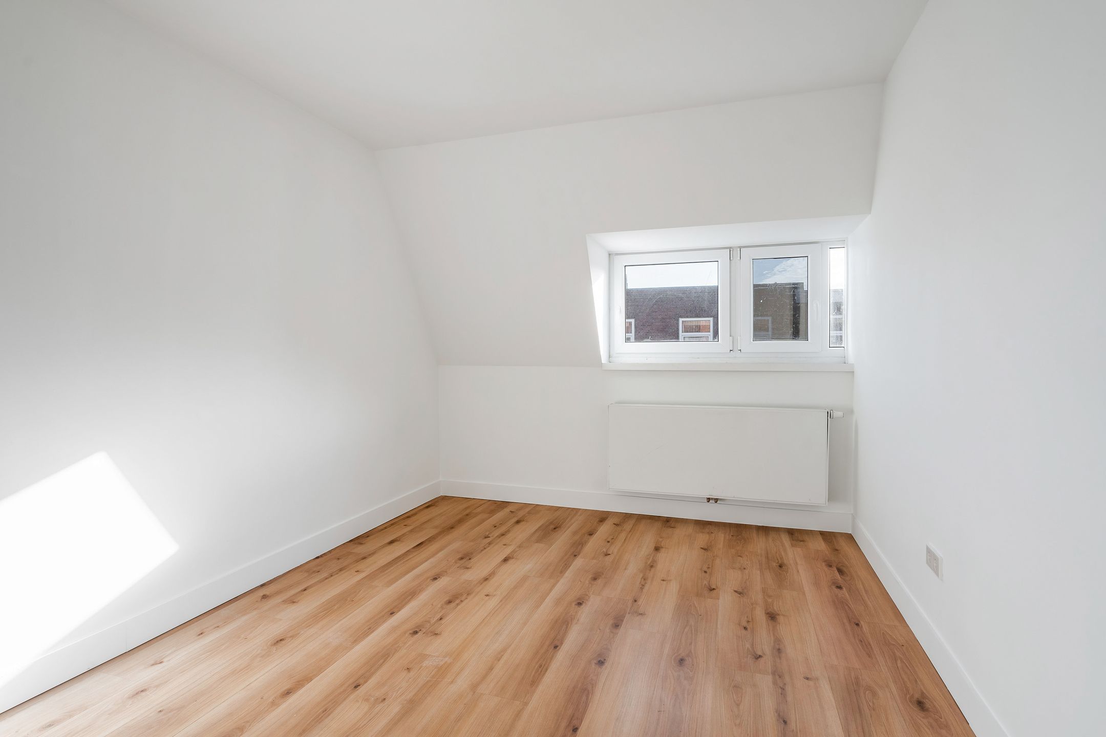 Foto 24 van Jan van Avennesstraat 31-A