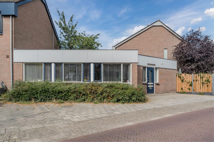 Foto 56 van Luchtenburg 88