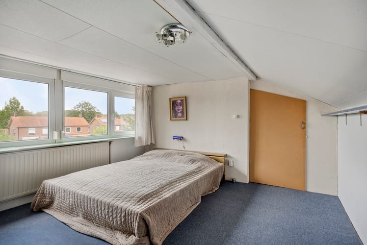 Foto 32 van Oranjestraat 3