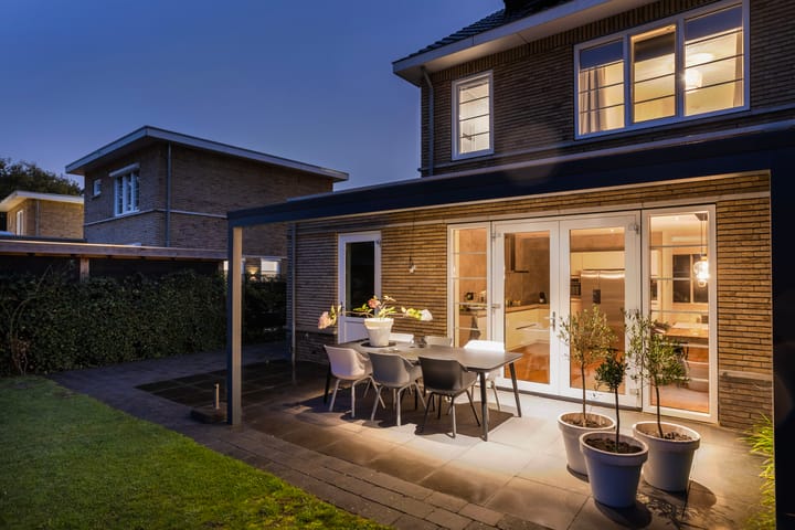 Foto 34 van F.C. Dondersstraat 7