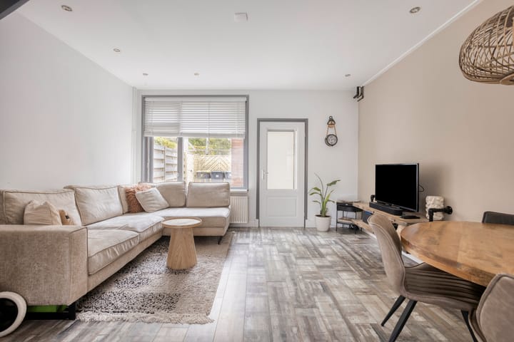 Foto 5 van Dwarsstraat 4