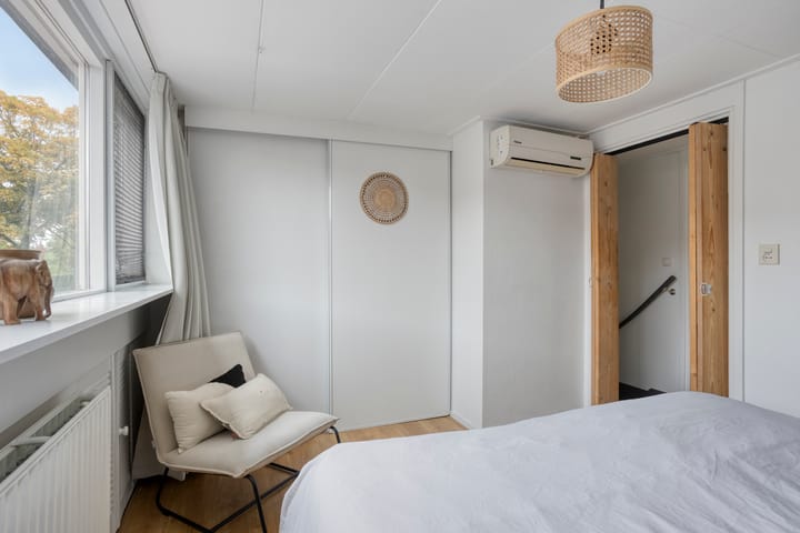 Foto 15 van Dwarsstraat 4