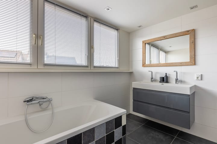 Foto 42 van Kerklaan 7