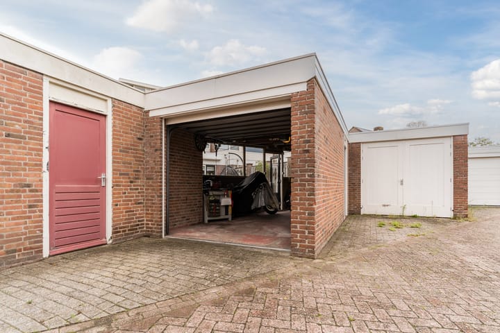 Photo 43 of Nuyenburglaan 55