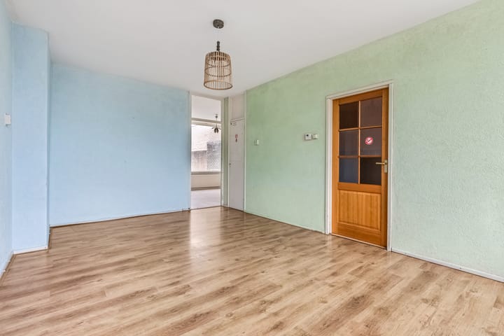 Photo 4 of Wagenaarstraat 313