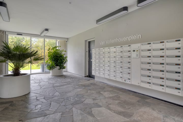 Foto 10 van Van Vollenhovenplein 79