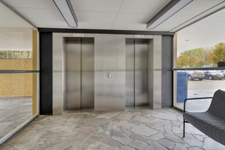 Foto 12 van Van Vollenhovenplein 79