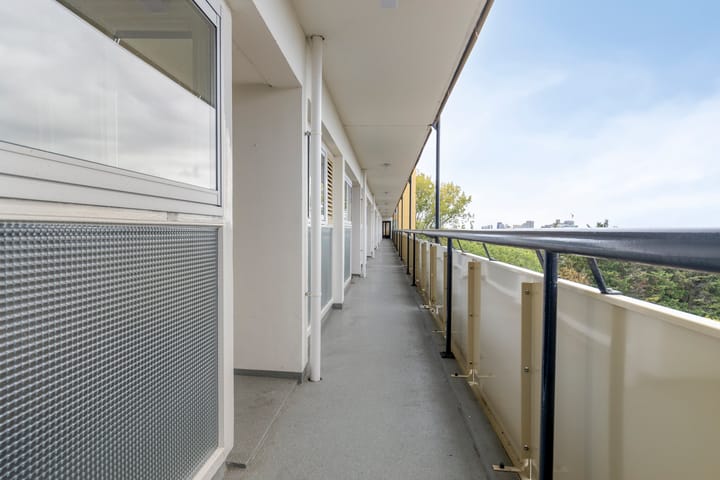 Foto 13 van Van Vollenhovenplein 79