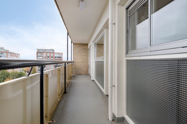 Foto 14 van Van Vollenhovenplein 79