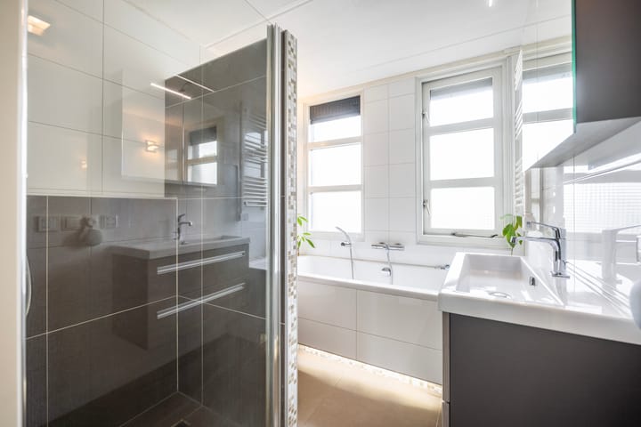 Foto 27 van Calsstraat 34