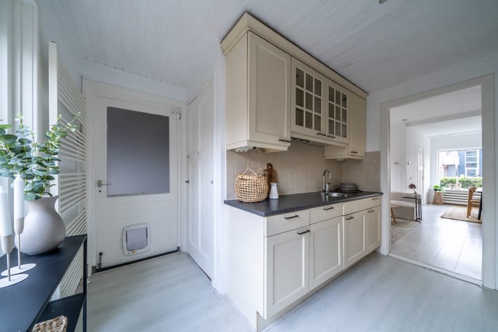 Foto 15 van Reuvensweg 3