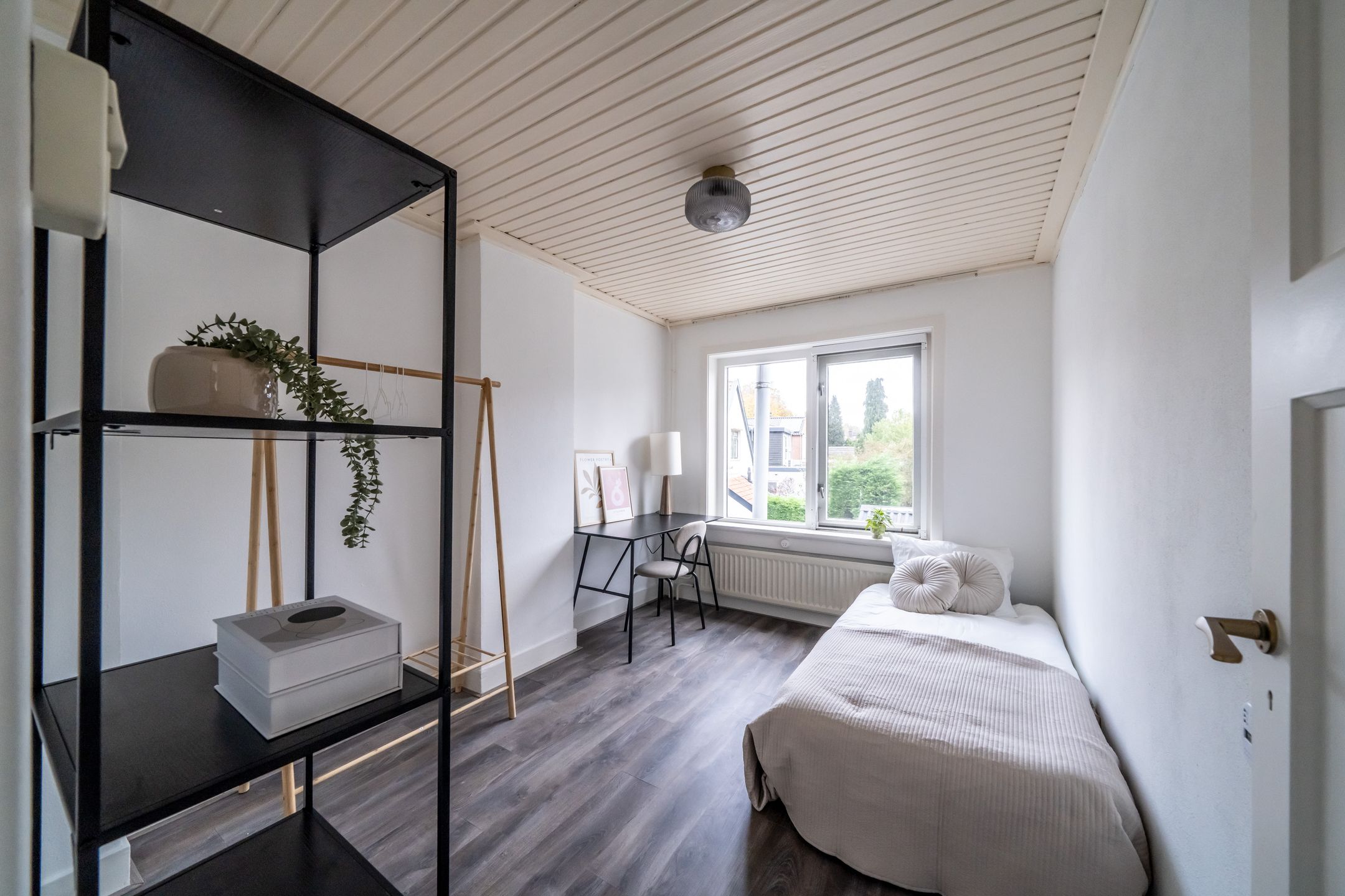 Foto 24 van Reuvensweg 3