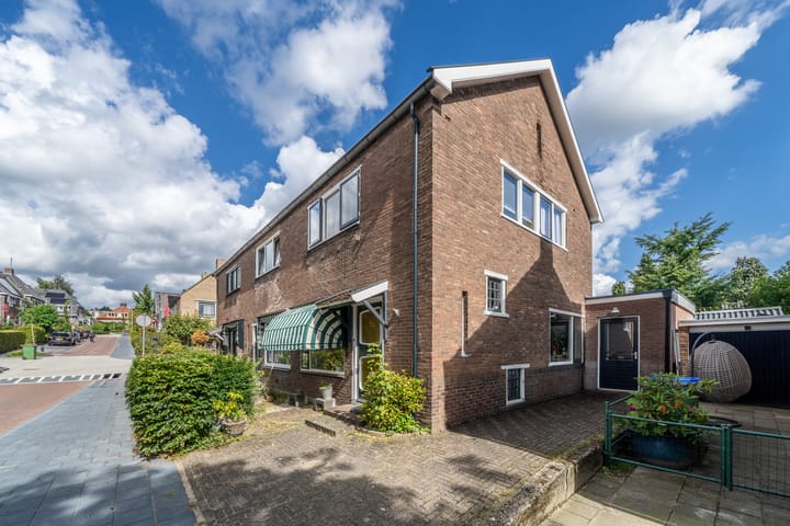 Foto 36 van Reuvensweg 3