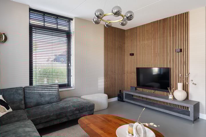 Photo 2 of Darwinhage 27