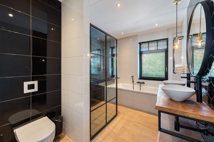 Photo 4 of Darwinhage 27